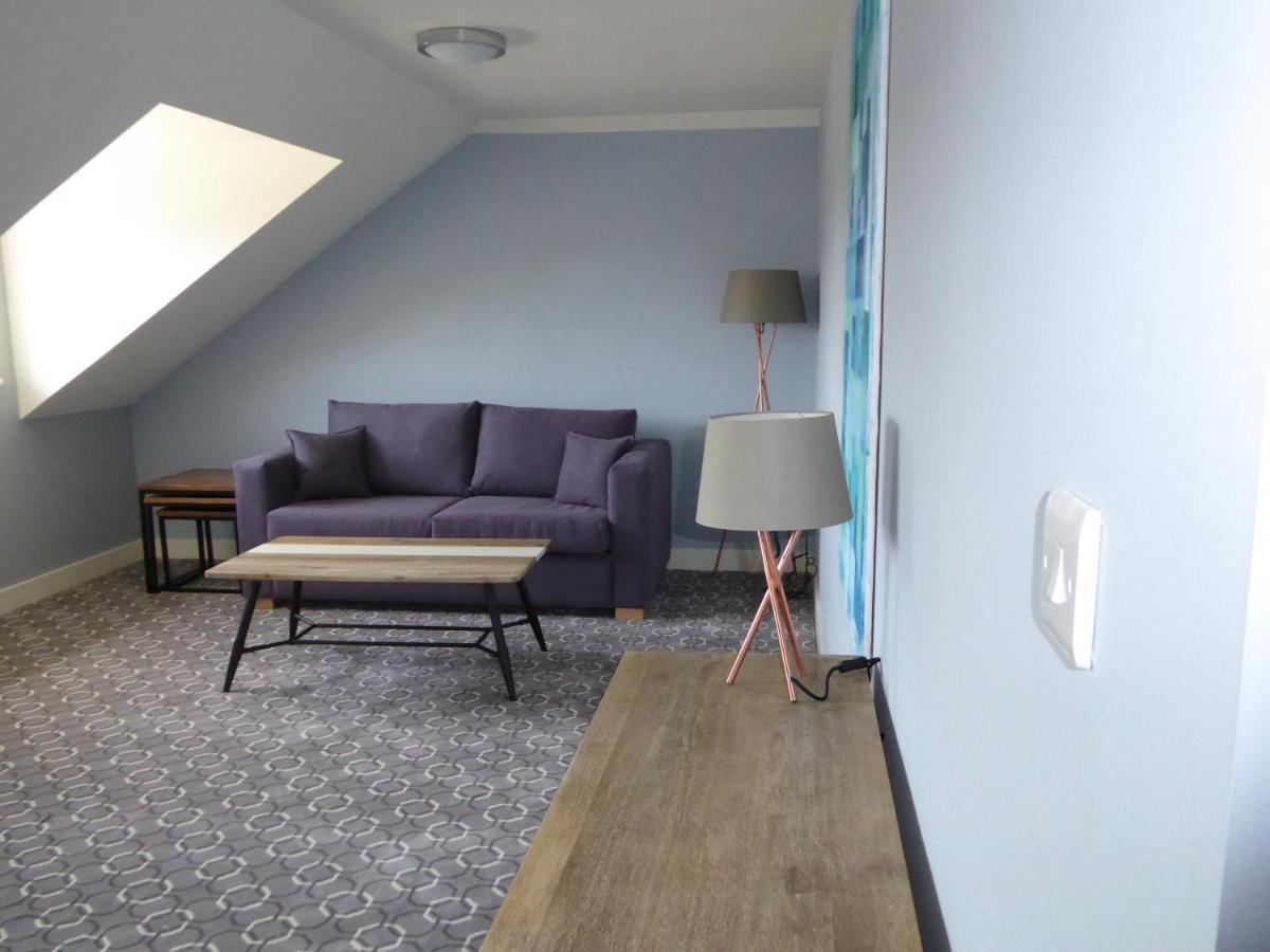 Rooms@73 워털루빌 외부 사진